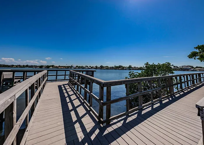 Joyce's Beachfront Penthouse Apartment Clearwater Beach